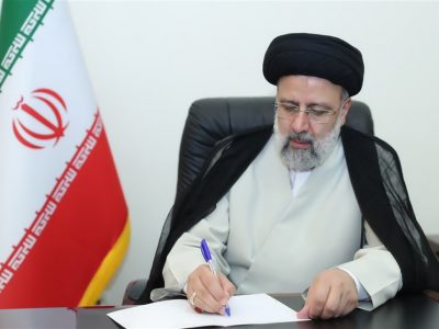 رئیس جمهور ایران لیست وزرای پیشنهادی را تقدیم مجلس کرد