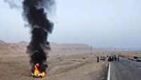 آتش سوزی خودروی سمند زائران در مسیر دهلران به مهران