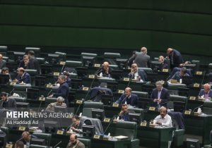 مجلس با حذف سقف افزایش حقوق اعضای هیئت علمی مخالفت کرد