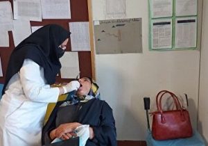 ارائه خدمات رایگان دندانپزشکی گروه‌های جهادی در مناطق محروم استان کردستان