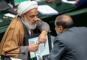 آقا تهرانی: از رئیس مجلس قول گرفته‌ام، اواخر تیرماه لایحه عفاف و حجاب را به فوریت به صحن می‌آوریم