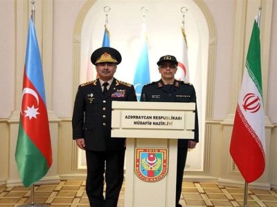 رایزنی تلفنی سرلشکر باقری و وزیر دفاع آذربایجان