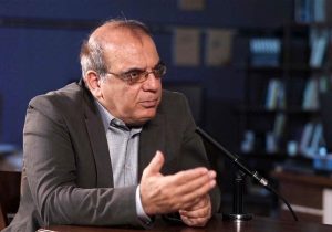 عباس عبدی: وضعیت خطرناک است / نمی شود هرکاری دوست دارید انجام دهید و وضع کشور را تقصیر اعتراضات بیندازید