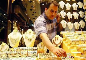 رئیس صندوق توسعه صادرات طلا: فرزین توضیح دهد، ۲ میلیارد دلار را چه کسانی از کشور خارج کردند؟