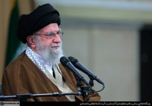 آن متوهم خیالباف اعلام کرد که ایران ضعیف شده؛ آینده نشان خواهد داد چه کسی ضعیف شده است/ صدام هم به خیال اینکه ایران ضعیف شده، حمله را شروع کرد/ ده‌ها متوهم دیگر به درک واصل شدند و رژیم اسلامی روزبه‌روز رشد پیدا کرد