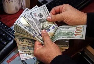 قیمت دلار، یورو و سایر ارزها ۱۷ تیرماه ۱۴۰۴؛ دلار یک کانال دیگر سقوط کرد
