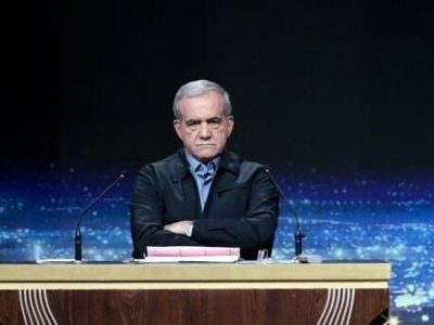 فرصت ساختار، پزشکیان و همه منتقدان و موافقان همین امسال است/ دور ۳ سال باقیمانده دولت چهاردهم را خط بکشید، یا امسال یا هیچ وقت/ او هنوز مساله ساده فیلترینگ که بلای جان کشور است را حل نکرده‌