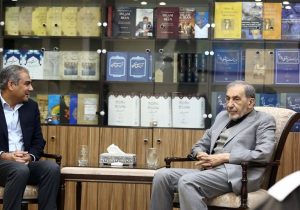 با مذاکره‌ای که بدون پیش‌شرط و حفظ خطوط قرمز جمهوری اسلامی باشد، مخالفتی نداریم