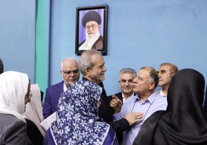 آمادگی داریم با اپوزیسیون گفتگو کنیم/ حل مسائل کشور نیازمند گفتگو و نه تقابل است