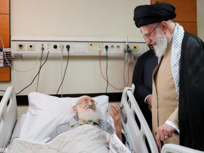عیادت رهبر انقلاب از آیت‌الله نوری همدانی