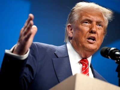ترامپ خطاب به مدودف: مراقب حرف‌هایتان باشید!