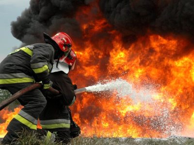 آتش سوزی در خیابان پاستور جدید تبریز/ویدیو