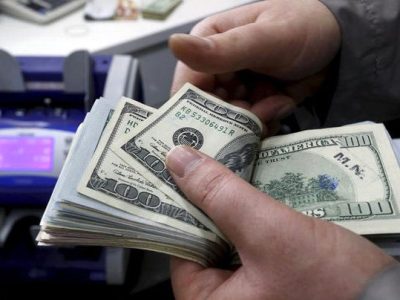 آغاز ریزش قیمت ها در بازار ارز؛ کاهش ۴ هزار تومانی قیمت دلار هرات