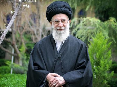 نسل حضرت آیت‌الله خامنه‌ای به هخامنه «هخامنشیان» و سادات می‌رسد