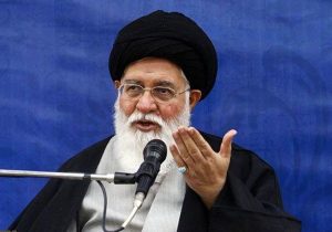 مردم ما دوستدار ایران هستند زیرا امروز ایران، «قبه الاسلام» است/ اینکه بعضی از عزیزان با بعضی‌ها مذاکره کنند و قرار بگذارند و بعد بخواهند اجازه را از رهبری بگیرند، درست نیست