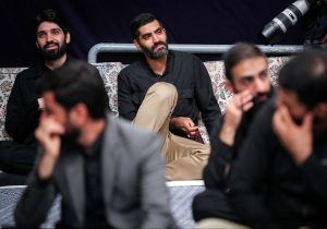 محمد انصاری بازیکن سابق فوتبال در مراسم عزاداری حسینیه امام خمینی (ره)