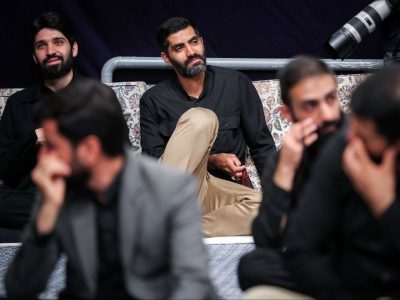 محمد انصاری بازیکن سابق فوتبال در مراسم عزاداری حسینیه امام خمینی (ره)