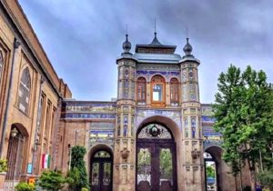 این بنا پیش از برج آزادی نماد تهران بود؛ از الهام طاق‌بستان تا رد پای پهلوی