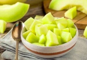این افراد طالبی نخورند