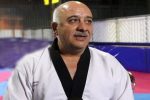 حقیقت را وارونه نشان می‌دهند/ شکایتم را پیگیری می‌کنم/ هادی ساعی جای شاگرد من است، با من صحبت نکرد و حتی یک زنگ هم نزد و بعد اینطور قضاوت می‌کند