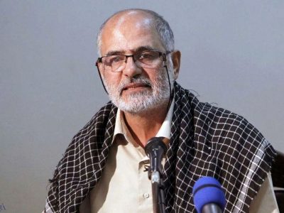 دست از مذاکره با آمریکا بردارید وقتی هنوز کفن شهدا خشک نشده است/ باید برای خروج از NPT و بستن تنگه هرمز به زمان‌بندی برسیم