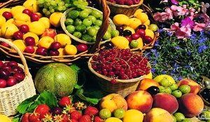 یک عدد هلو ۶۰ هزار تومان/ ویدئو