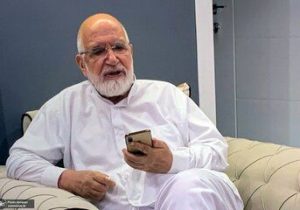 مهدی کروبی در دیدار با اعضای شورای مرکزی مجمع ایثارگران درباره زندانیان سیاسی چه گفت؟