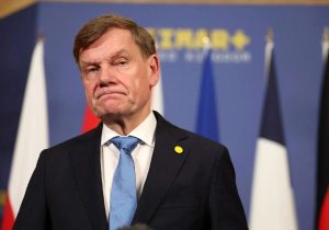 ایران به مذاکرات مستقیم با ما و همکاری با اژانس، تعهد روشن داشته باشد