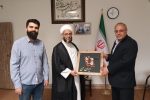 عوامل جشنواره سراسری تئاتر کوتاه ارسباران با امام‌جمعه شهرستان اهر دیدار کردند