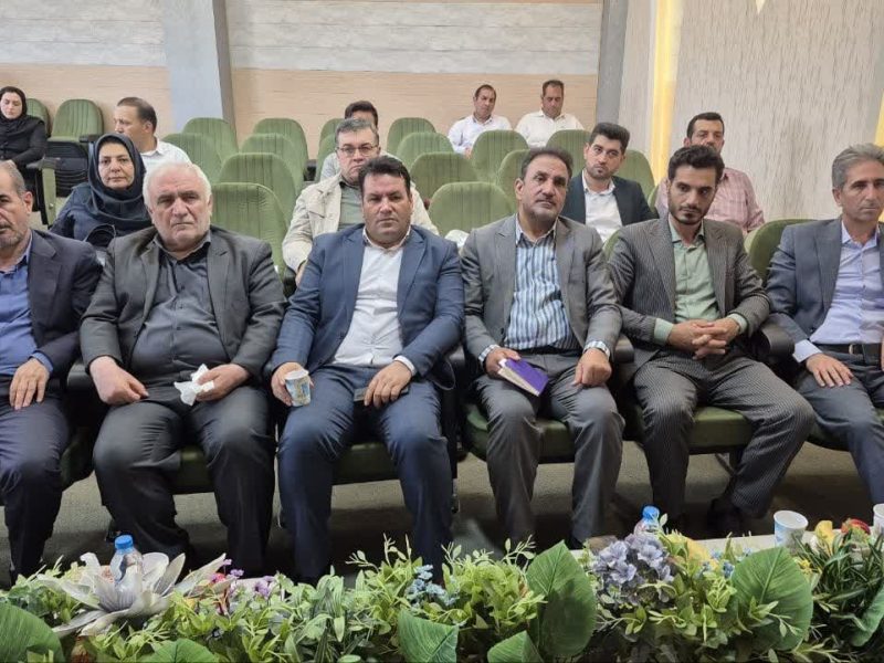 نشست مشترک بررسی پروژه‌های بازآفرینی شهری اهر برگزار شد