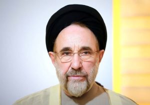 شباهت باورنکردنی رییس‌جمهور سابق به مادرش/ عکس