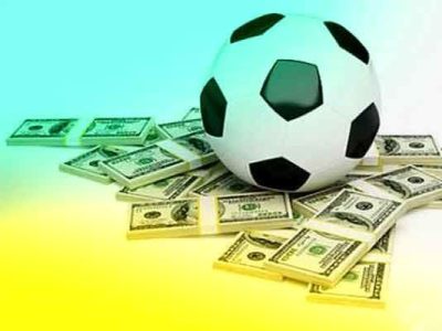 رقم قرارداد ۵۰ بازیکن لیگ برتر فوتبال غیرواقعی ثبت شده است/ گزارش میثاقی از دور زدن ها در پرداخت به بازیکنان/ ویدئو