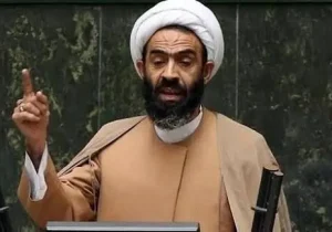 رفتار ناپسند یک نماینده با خبرنگاران زن در مجلس!/ …