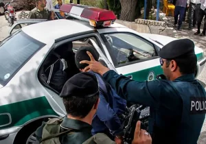 مرد کرجی زنش را داخل ماشین به آتش کشید