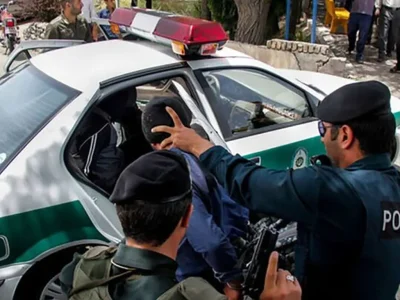 مرد کرجی زنش را داخل ماشین به آتش کشید