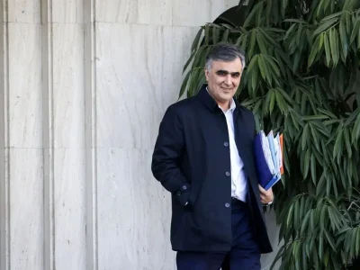 ۳ سال ۱۰۰ هزار تومان