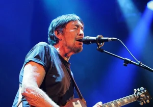 کریس ریا، اسطوره موسیقی درگذشت