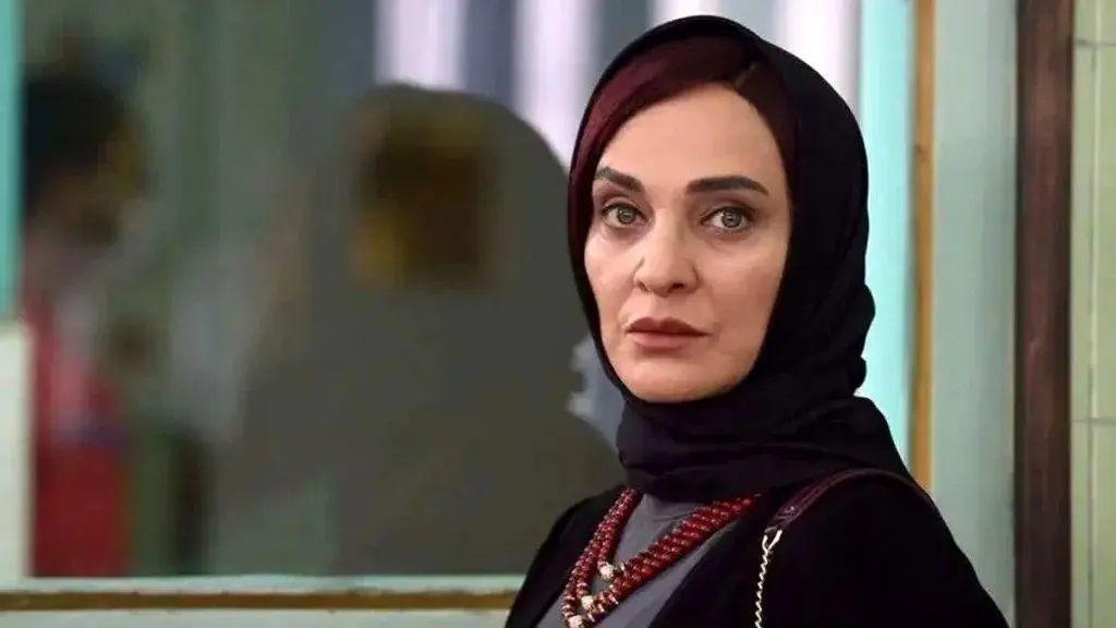 رویا نونهالی با لباس عروس در ۲۹ سالگی