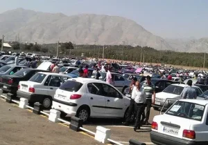 قیمت روز خودرو؛ فرمان بازار خودرو به سمت کاهش قیمت چرخید؟