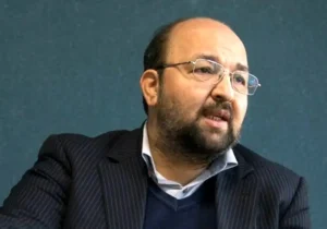 بعد از ۴۷ سال هنوز اجازه اعتراض به مردم داده نشده است/ تصمیم‌ها یک‌طرفه گرفته می‌شود و مردم محکوم به پذیرش و پرداخت هزینه‌های آن هستند/ معلوم نیست چه …