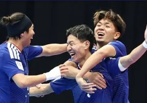 ژاپن به مرحله حذفی جام ملت‌های آسیا صعود کرد