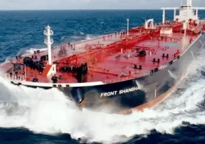 توقیف ۳ نفتکش ایرانی توسط نیروی دریایی هند