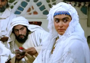 سفر در زمان؛ «قطام» سریال امام علی در ۴۴ سالگی و در پشت صحنه یک تئاتر؛ سال ۹۵/ عکس