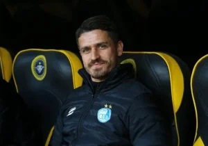 غیبت وریا غفوری در تمرین استقلال/ پای اختلاف با ساپینتو در میان است؟