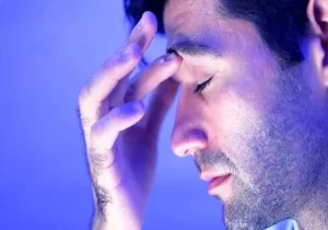 کم‌خوابی به شکل فیزیکی به سلول‌های مغز آسیب می‌رساند