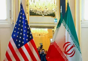 ایران آمریکا در حال «مرغبازی» هستند!